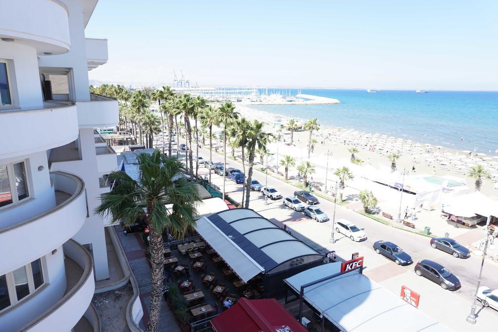 Lazuli Sea View Beachfront Ap 43 Larnaca Bagian luar foto